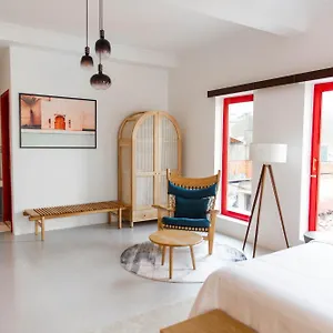 Проживание в семье Leiden Homestay&cafe', Хошимин